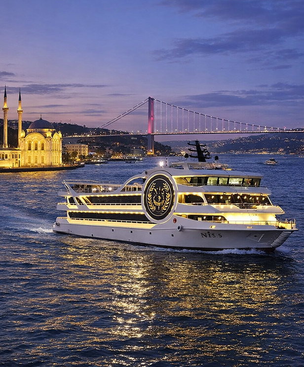 Yakamoz Boğaz Turu 2026 Yılbaşı Programı