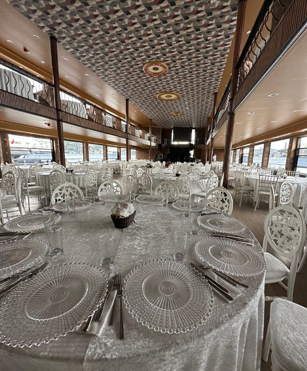 Yakamoz Boğaz Turu 2026 Yılbaşı Programı