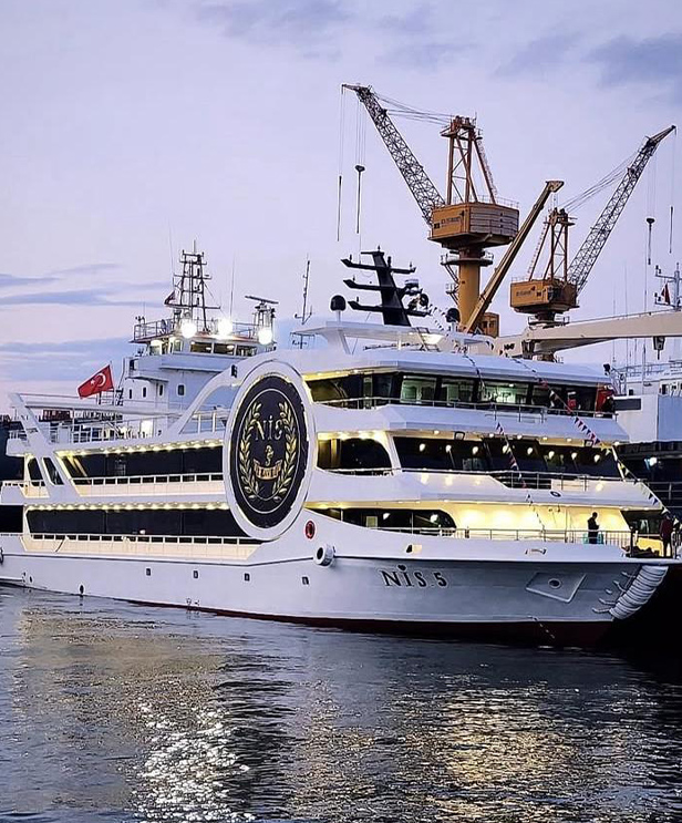 Yakamoz Boğaz Turu 2026 Yılbaşı Programı